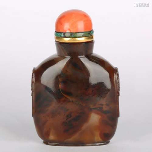 CHINESE AGATE SNUFF BOTTLE