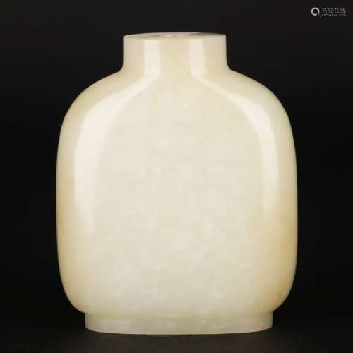 CHINESE WHITE JADE SNUFF BOTTLE