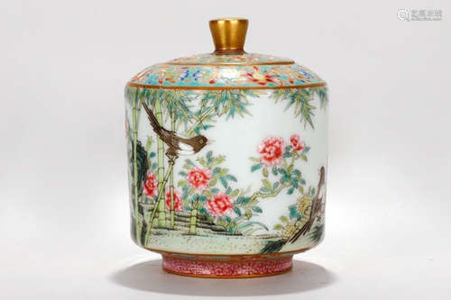 A Chinese Famille-Rose Porcelain Jar