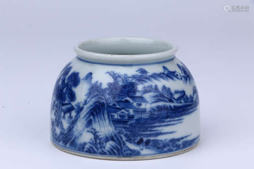 A Chinese Blue and White Porcelain Water Pot