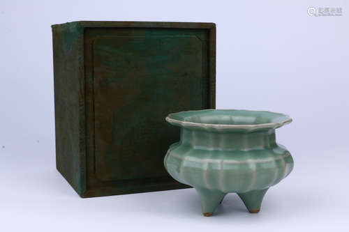 A Chinese Celadon Porcelain Incense Burner