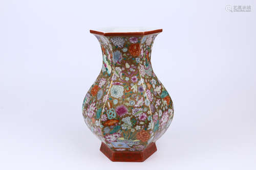 A Chinese Wu-Cai Porcelain Vase