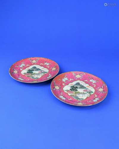 A Pair of Chinese Famille-Rose Porcelain Plate