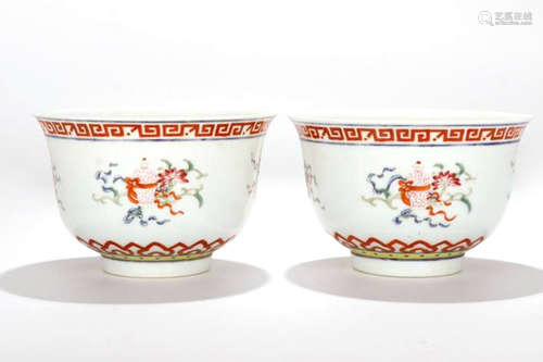 A Pair of Chinese Famille-Rose Porcelain Bowls