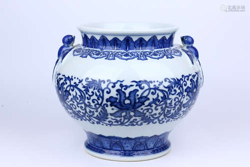 A Chinese Blue and White Porcelain Water Pot