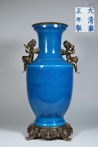 A Chinese Peacock-Green Glazed Porcelain Vase