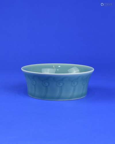 A Chinese Ge-Type Porcelain Brush Washer