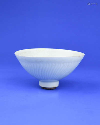 A Chinese Hutian-Type Porcelain Bowl