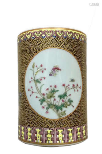 A Chinese Famille-Rose Porcelain Brush Pot