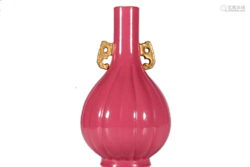 A Chinese Pomegranate-Red Glazed Porcelain Vase