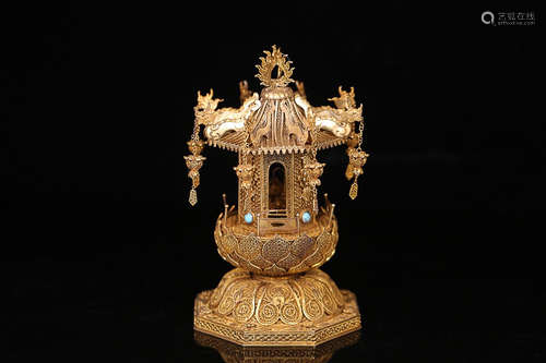 A ROYAL GILT SILVER FLOWER STRIP TOWER