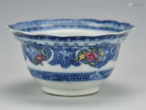 Blue and White Cup w/ Flared Scallop Lip, 18th C.