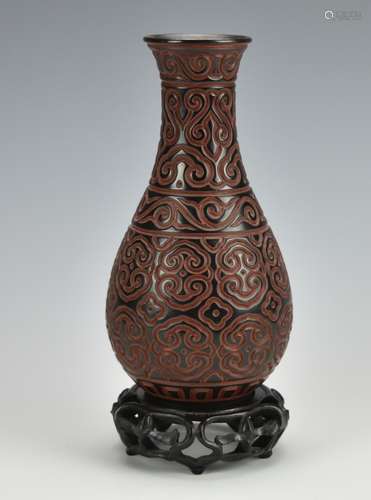 Black Over Red, Ruyi, Lacquerware Vase,Ming D.