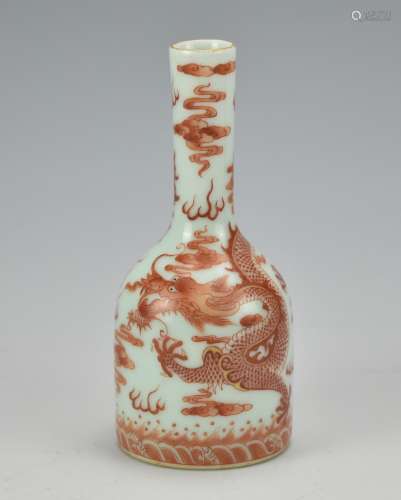 A Chinese Iron-Red Dragon Vase,19th C.