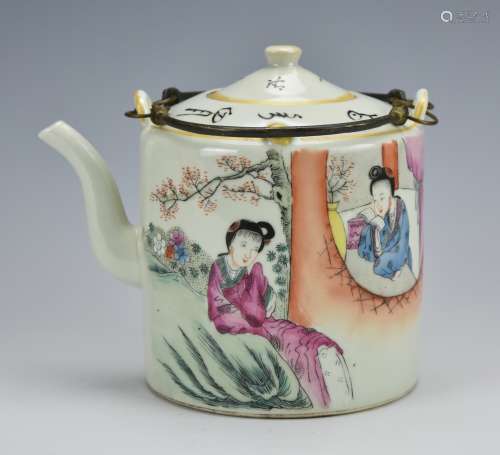 Famille Rose Teapot w/ Women ,20th C.