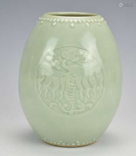 A Celadon Glazed Phoenix Jar w/ Yongzheng Mark,