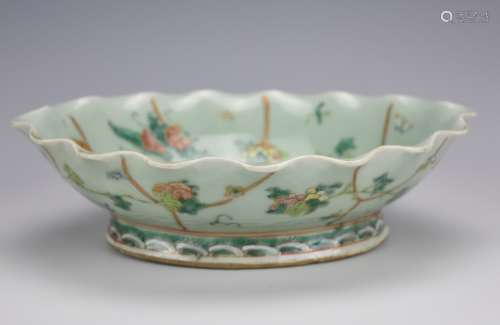 A Scalloped Celadon & Famille Rose Bowl, 19th C.