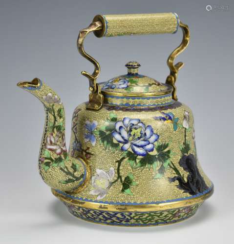 A Chinese Cloisonne Teapot, Early 20th C.