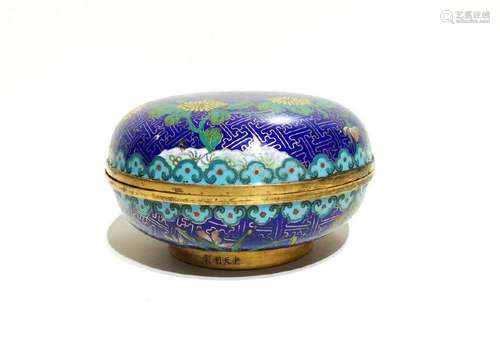 A BRONZE CLOISONNE ENAMEL BOX AND COVER.ANTIQUE