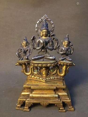 A SILVER-GILT-BRONZE FIGURE OF AVALOKITESVARA.MING