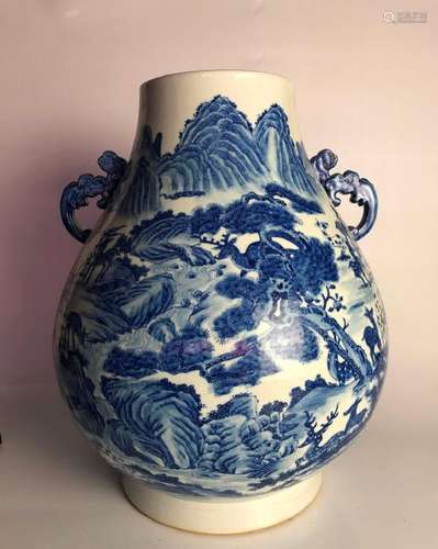 A LARGE BLUE AND WHITE DEERS VASE.MARK OF QIANLONG