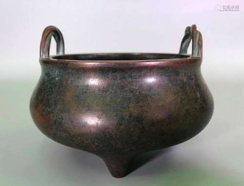 A BRONZE TRIPOD CENSER.QING DYNASTY