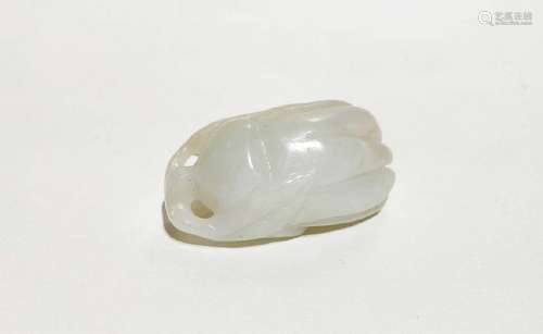 A CARVED WHITE JADE FINGERED CITRON.ANTIQUE