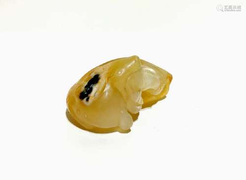 A CARVED AGATE DEER.MING DYNASTY