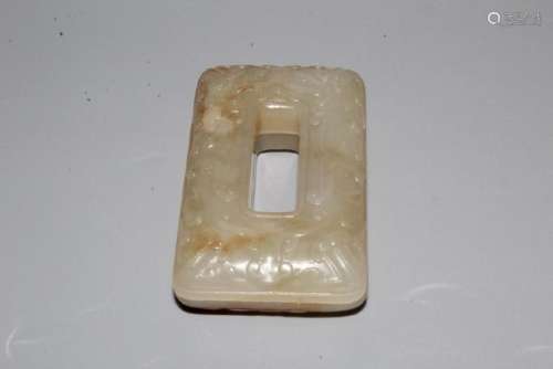 A CARVED JADE BOX AND COVER.QING DYNASTY