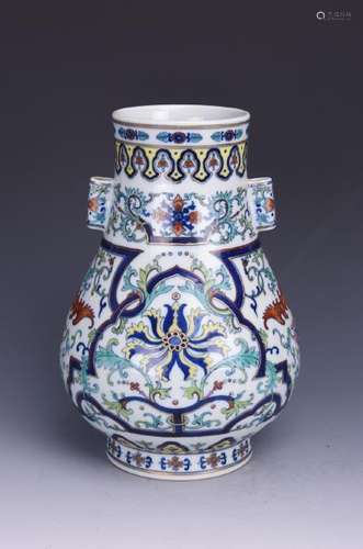 A DOUCAI 'FLOWER' PORCELAIN VASE