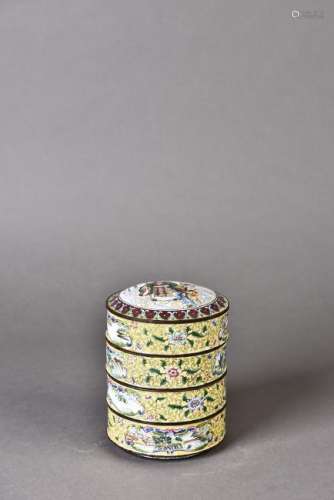 A FOUR-LAYER CLOISONNE 'FIGURAL' BOX WITH COVER