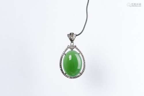 A JADEITE AND DIAMOND PENDANT