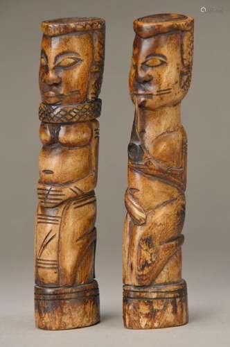 two Sculptures, Ibitje/Ghana, around 1900, bones, good