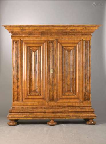 Frankfurt cupboard after the model of 1720, softwood