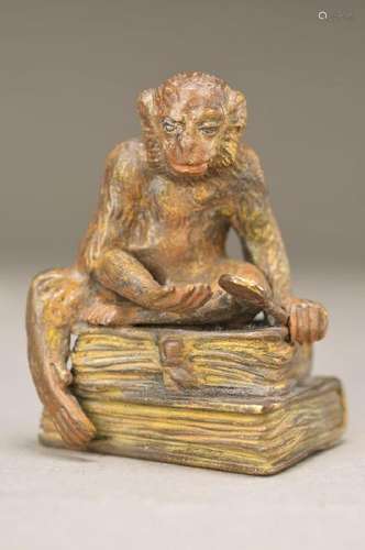 Vienna Bronze, 2.H.20.th. century, monkey sitting on