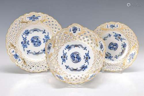 3 parts porcelain, Meissen, 20th c., decor blue wind