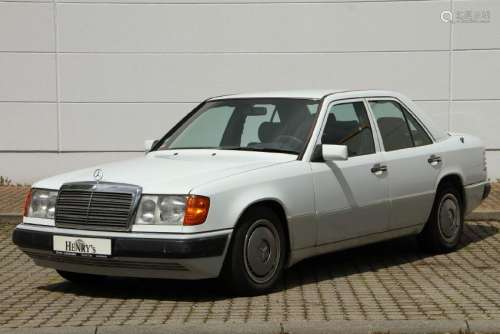 1991 Mercedes-Benz 260E W124