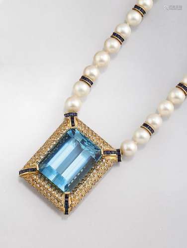 Necklace with pearls, aquamarine, diamonds and