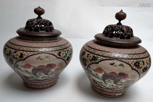 Pair of ginger pots \nWucai lacquered craquelure po…