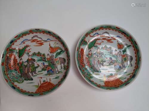 Pair of plates featuring knights \nFamille Verte po…