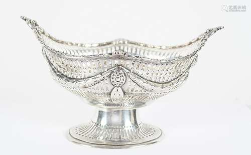 GEORGIAN SILVER FRUIT BASKET