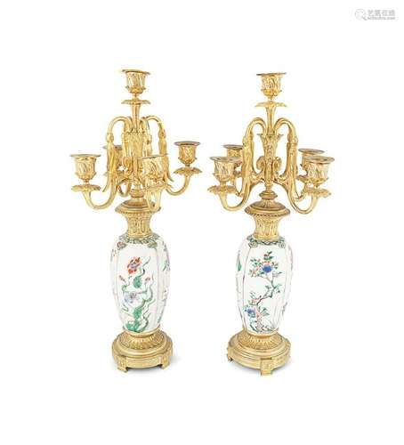 PAIR OF FAMILLE VERTE ORMOLU CANDELABRAS