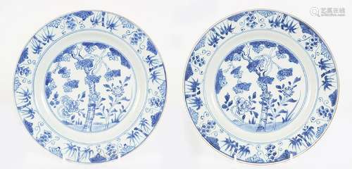 CHINESE QING BLUE AND WHITE PLATES