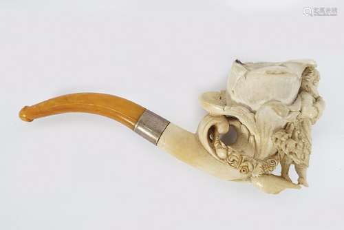 CARVED  MEERSCHAUM PIPE