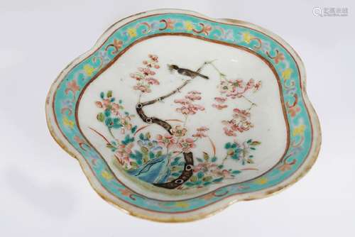 CHINESE FAMILLE ROSE QING PORCELAIN BOWL