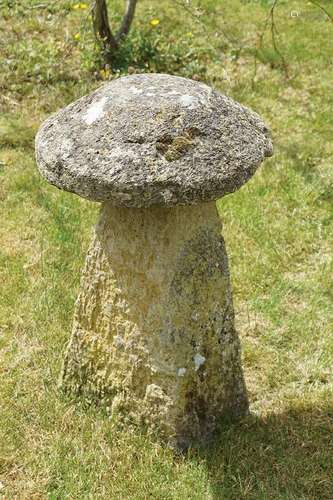 18TH-CENTURY STADDLE STONE