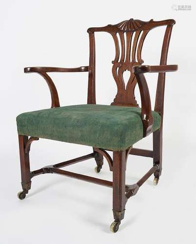 18TH-CENTURY PERIOD CHINESE CHIPPENDALE ARMCHAIR