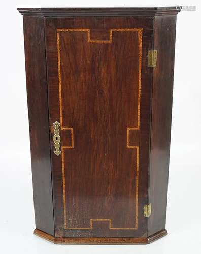 18TH-CENTURY WALNUT AND INLAID CABINET