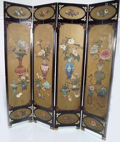 EARLY 20TH-CENTURY CHINESE LACQUERED PANELS