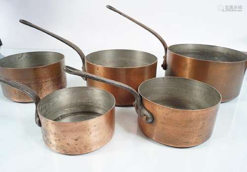 ANTIQUE SET OF FIVE GRADUATED SAUCEPANS